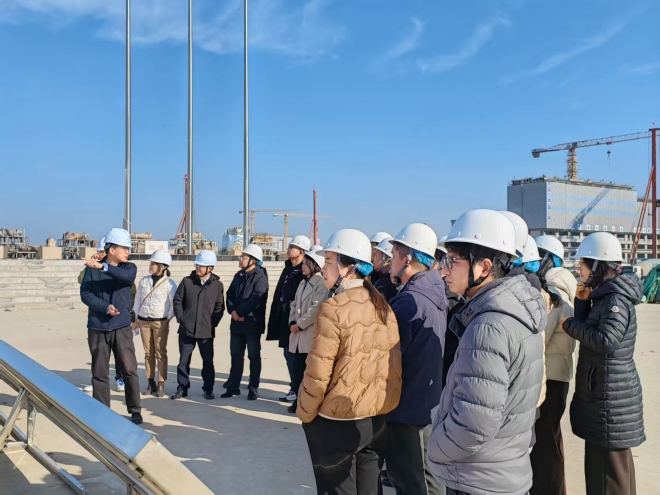 1.校区参观 1.校区参观